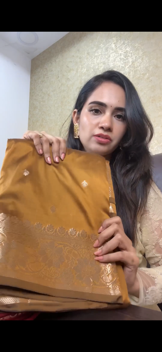 Semi soft silk offer saree😍