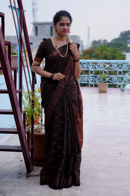 Kadhi cotton with Zari weaving🥳