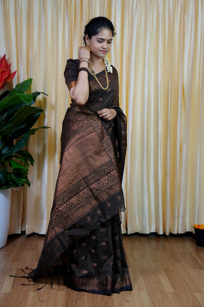 Kadhi cotton with Zari weaving🥳