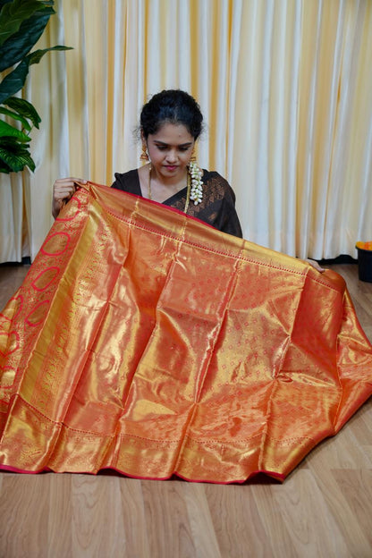 Kanchipuram semi silk 🥳golden prebook