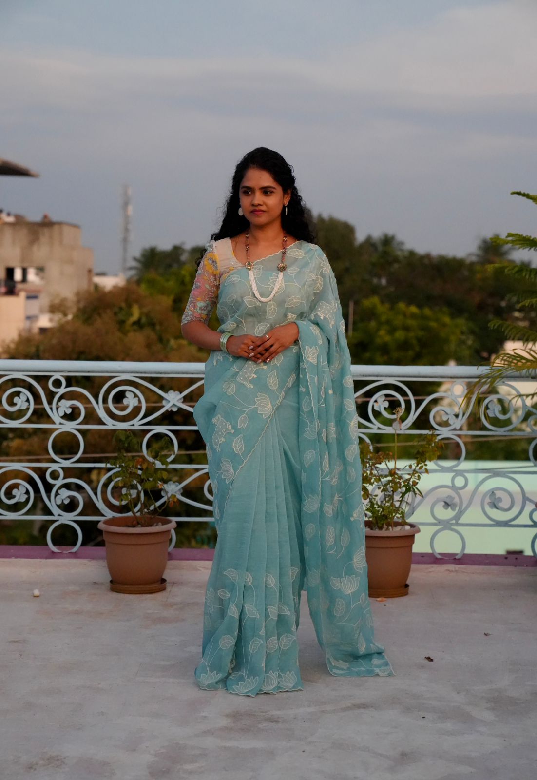 Embroidery work designer Saree🥰😎🏃🏼‍♀️Offer