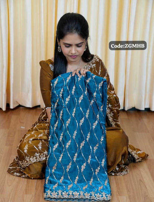 Premium Space silk with Golden heavy Katdhana work🥰😎