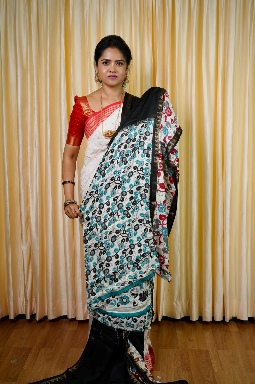 Butter silk sarees🥰😎📚