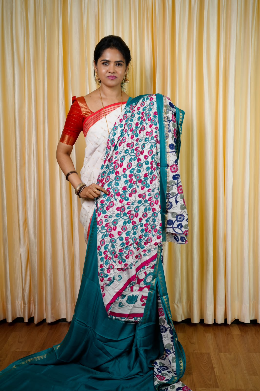 Butter silk sarees🥰😎📚
