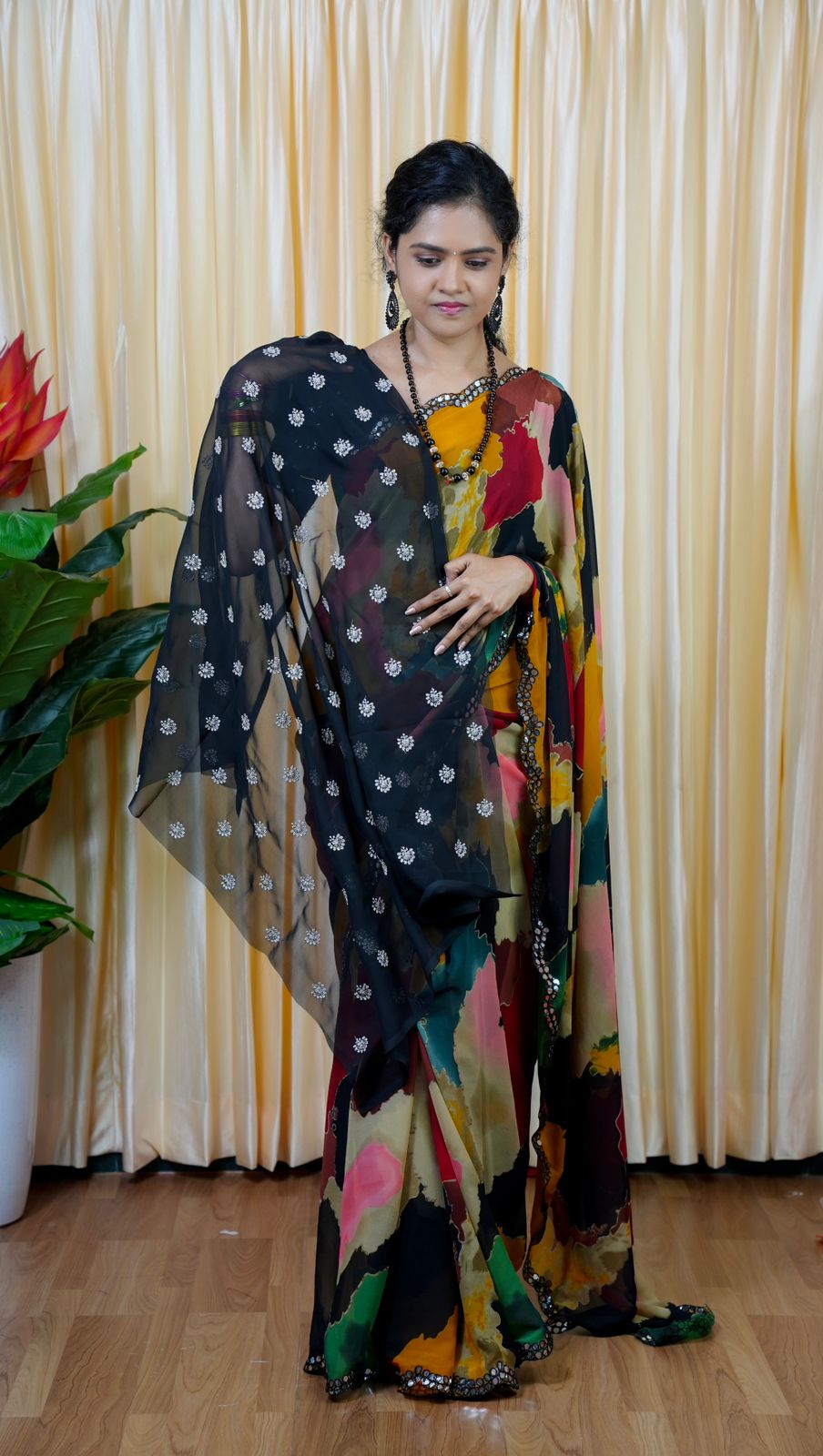 Multi colour Chiffon saree with Foil mirror work Border🥳