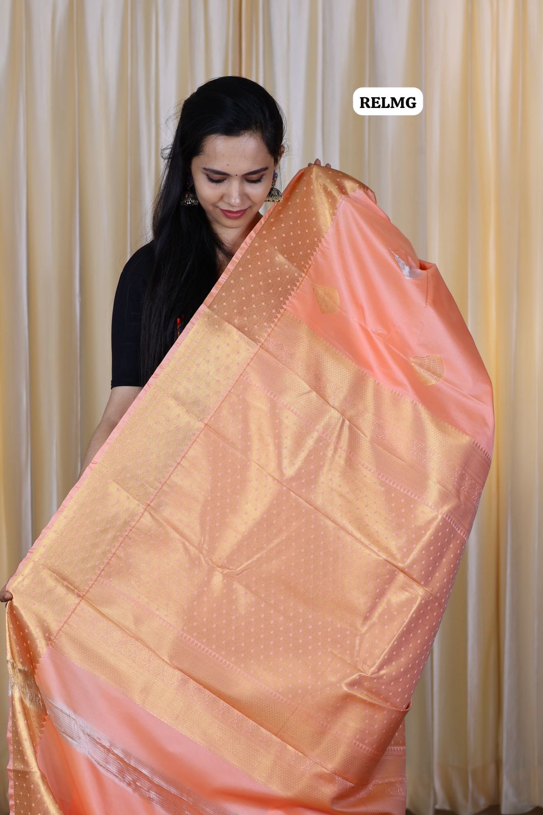 Premium kanchi semi soft silk saree with Running blouse 🍏🍄