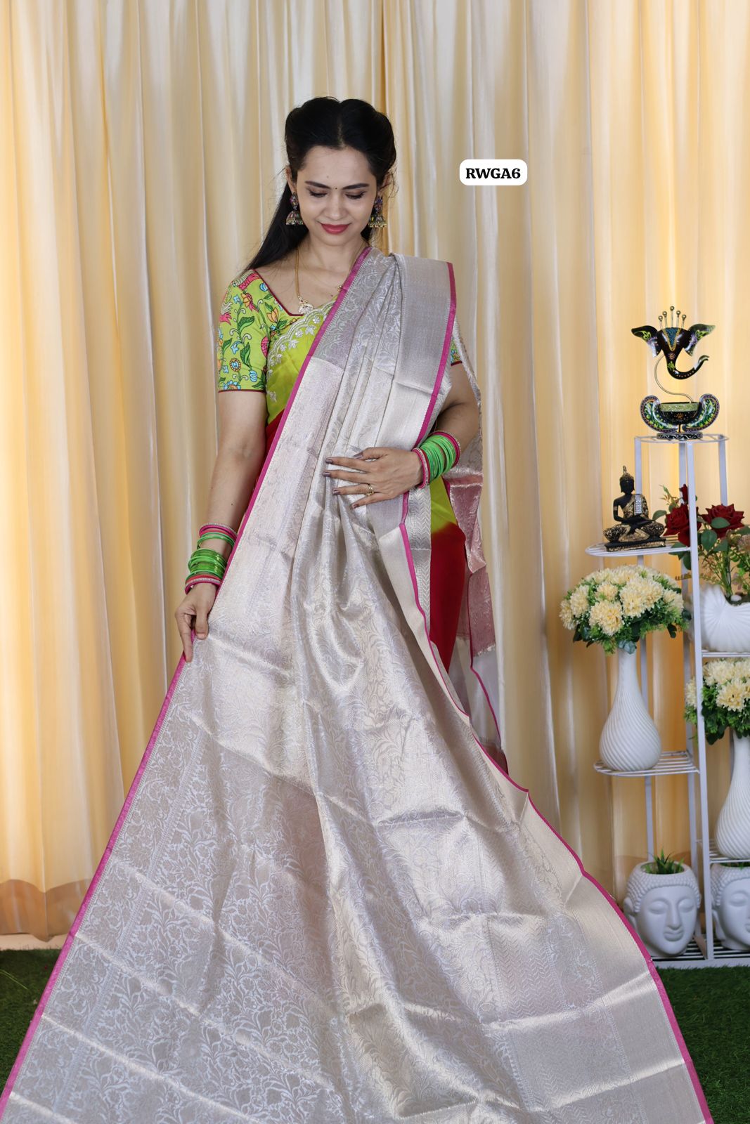 Katan silk saree with running blouse💎