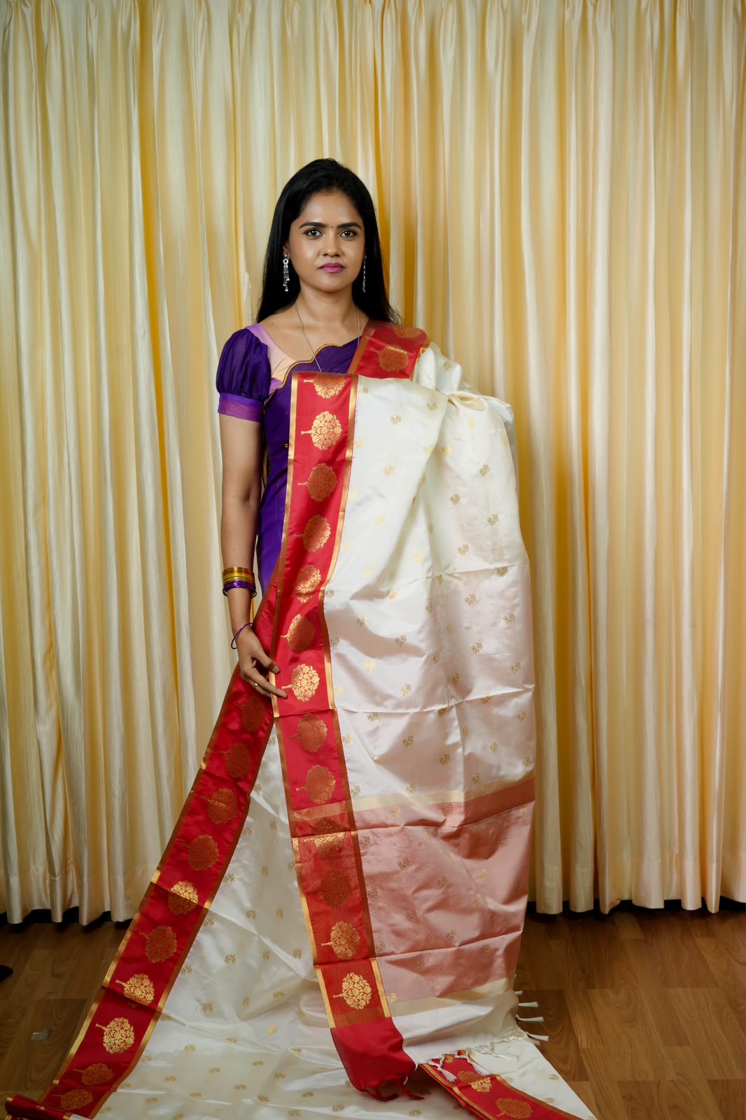 Soft silk sarees🥰😎📚