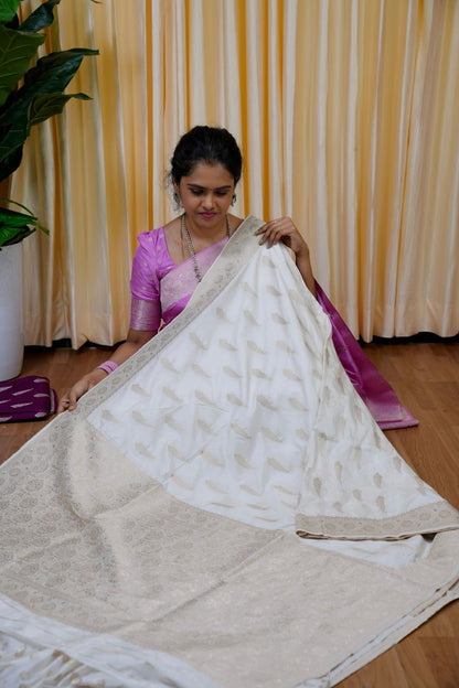 Viscose Georgette with Zari weaving🥰🥳