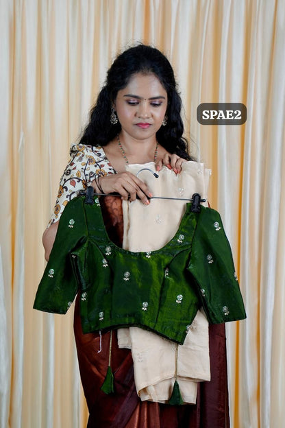 Space silk sarees.🥳with contrast blouse