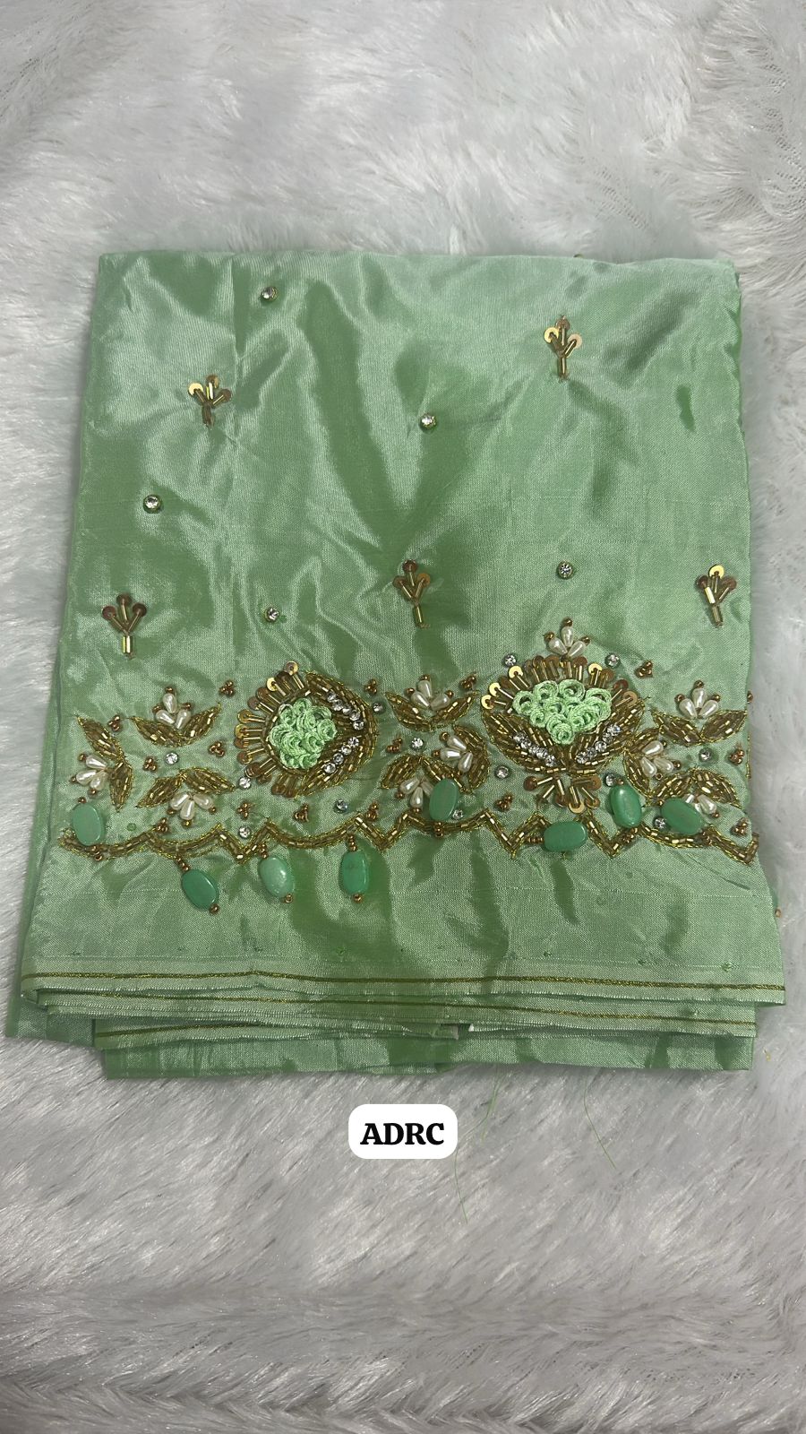 Premium quality Aari blouse 😍Ⓜ️