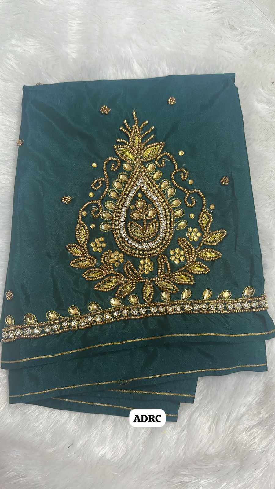 Premium quality Aari blouse 😍Ⓜ️