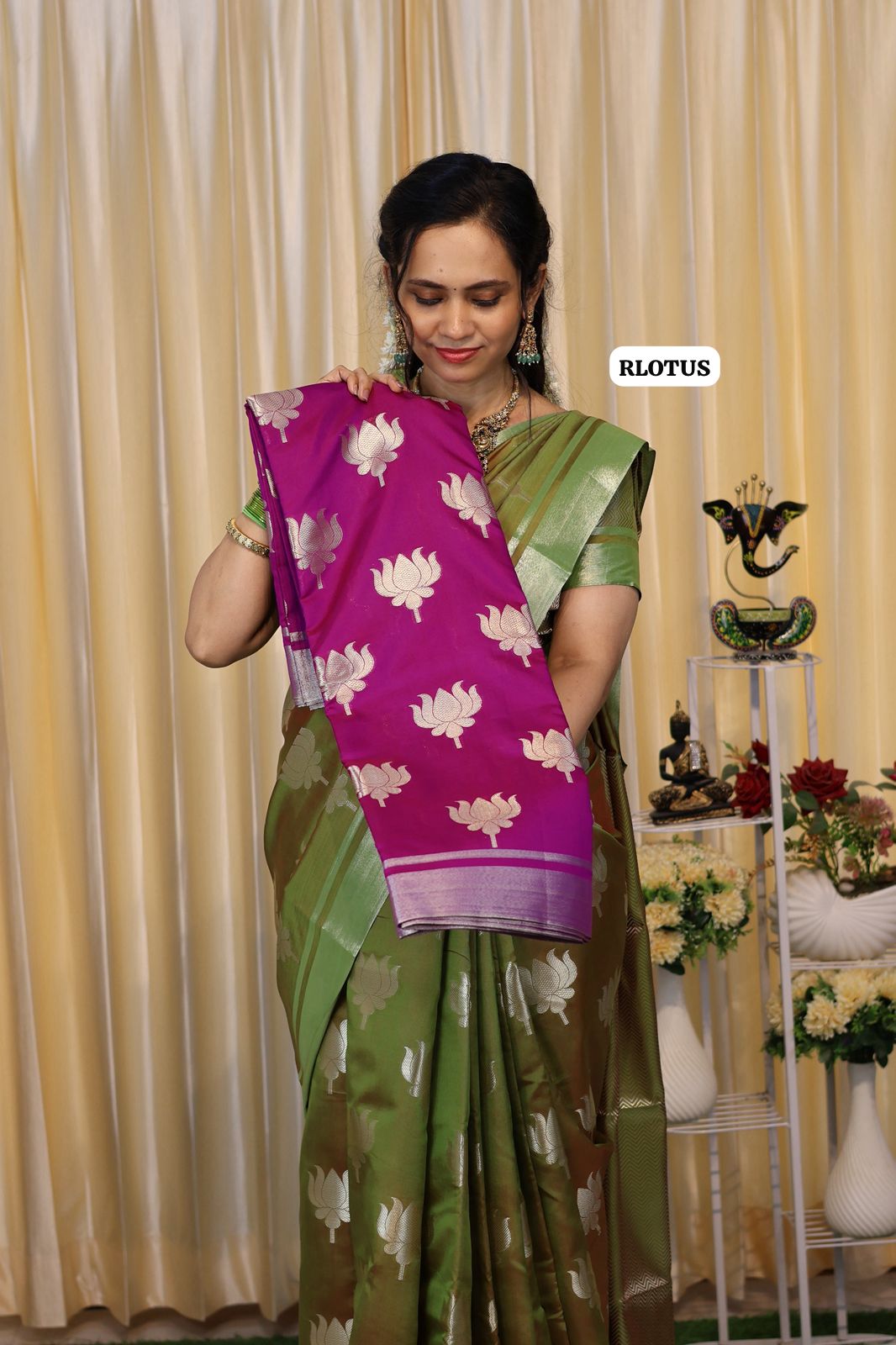 Kajol inspired lotus design Semi soft silk saree with same blouse as in pic😍🥳