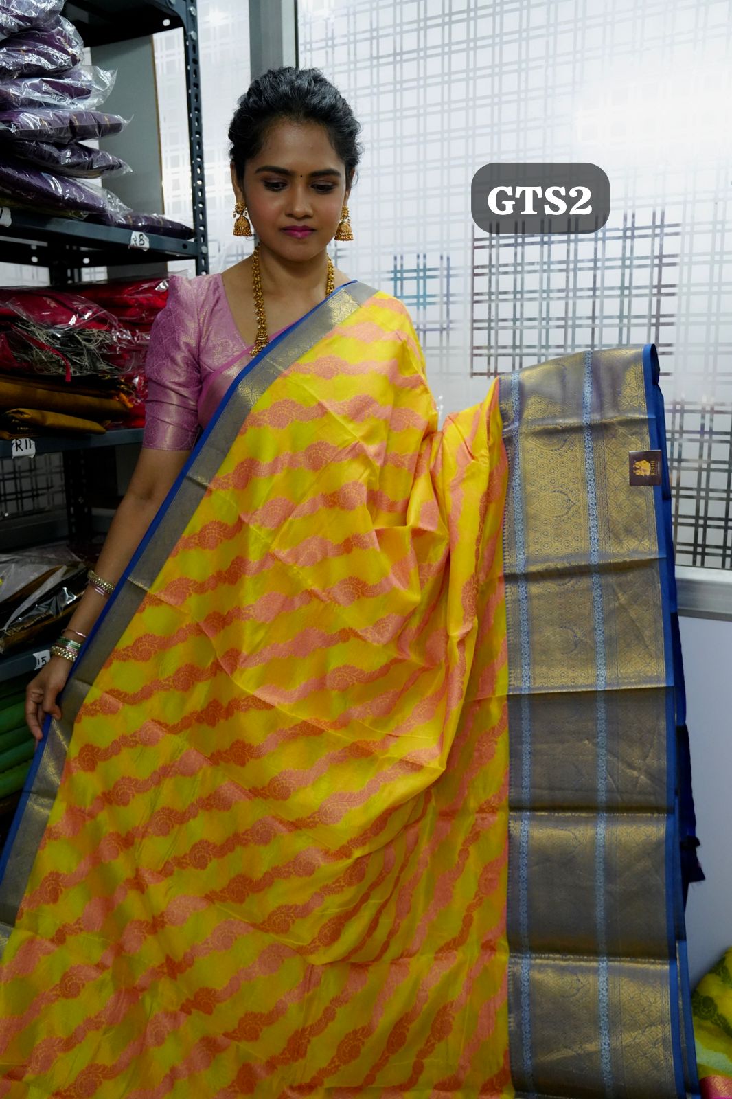 Banarasi semi silk🥳