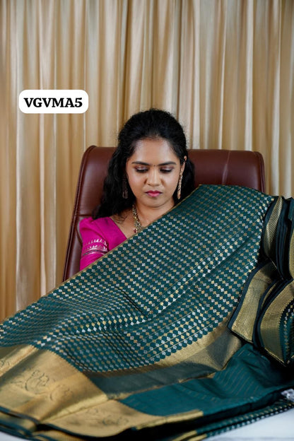 Sridevi inspired saree( no animal figure) 🥳