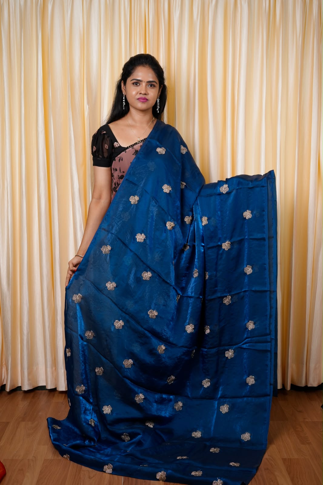 Space silk sarees🥳