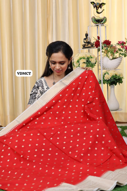 Premium warm silk with 1000buttas 😍🥳