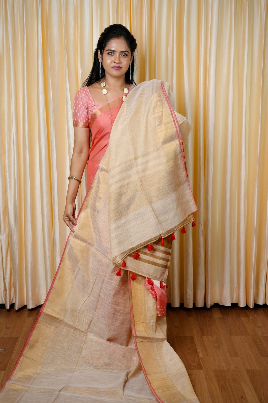 Onam special kadhi tissue silk saree🥰😎📚