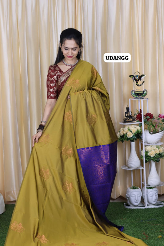 soft silk saree with running blouse🥳