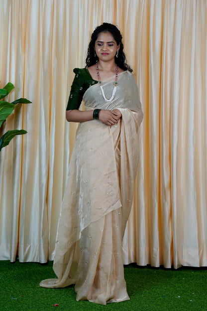 Space silk sarees.🥳with contrast blouse