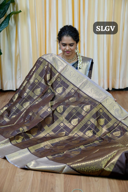 Soft silk saree🥳Prebook