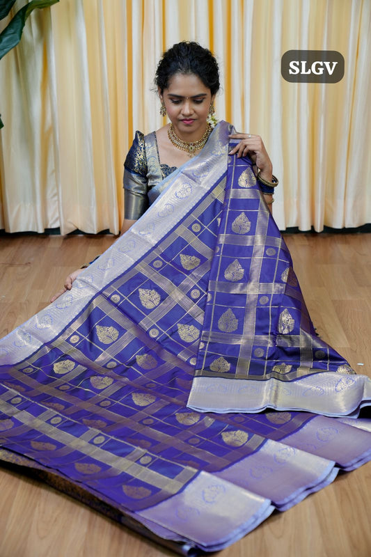 Soft silk saree🥳Prebook