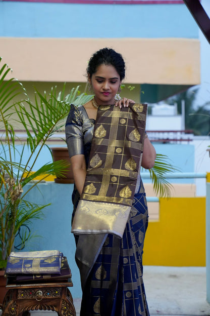 Soft silk saree🥳Prebook