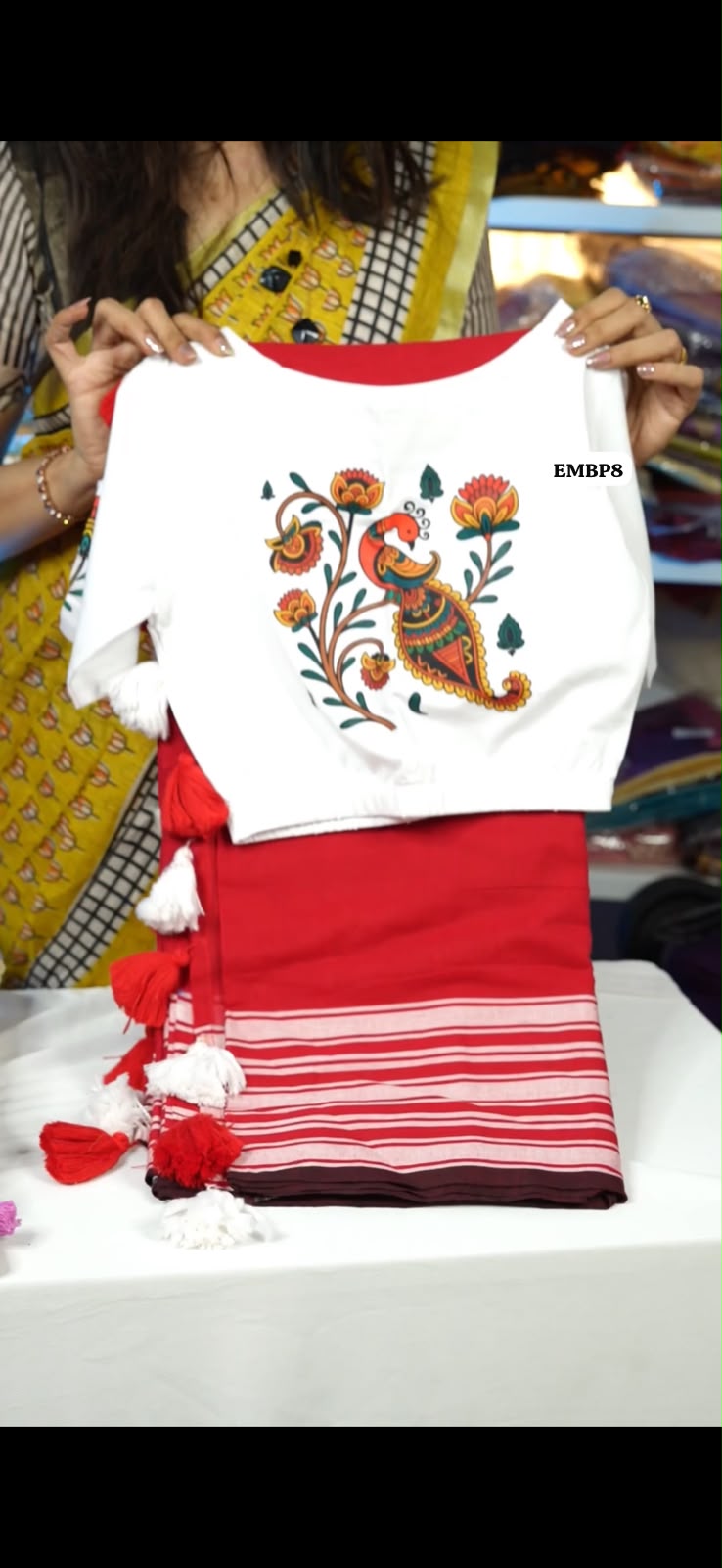 Mul cotton saree only 😍🥳
