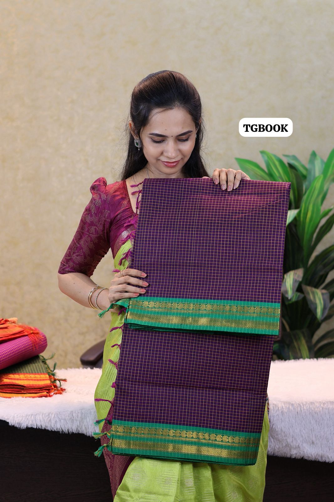 Cotton saree with small border 😍😎📚