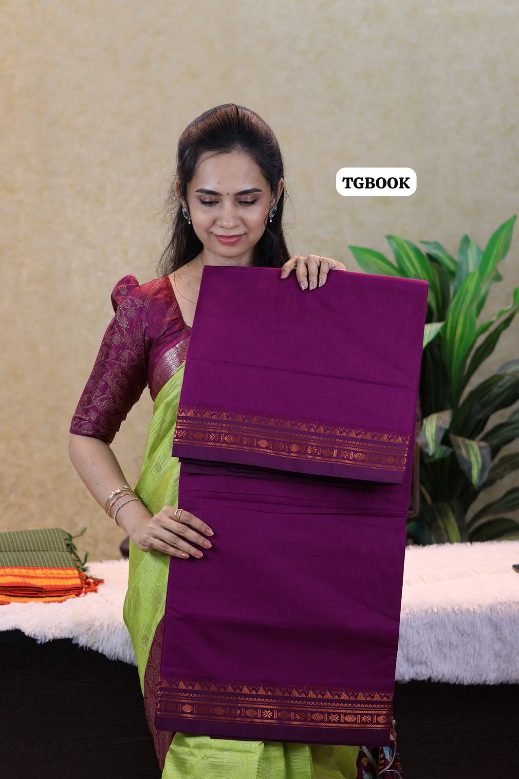 Cotton saree with small border 😍Ⓜ️