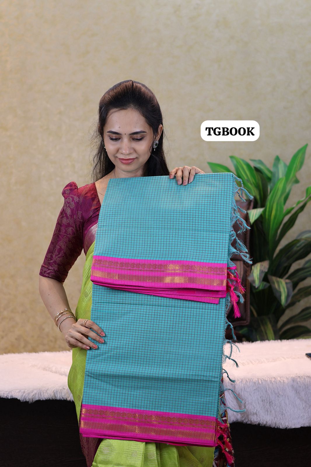 Cotton saree with small border 😍😎📚