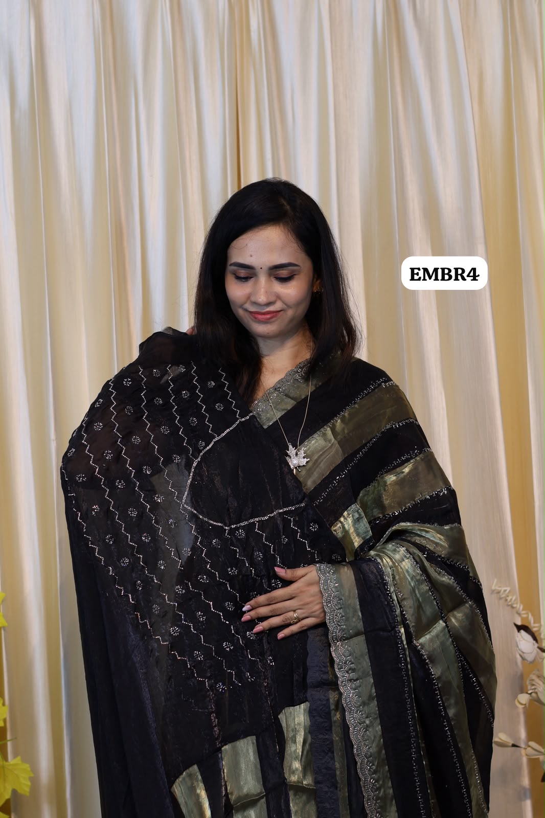 Space silk with stone work saree😍🥳