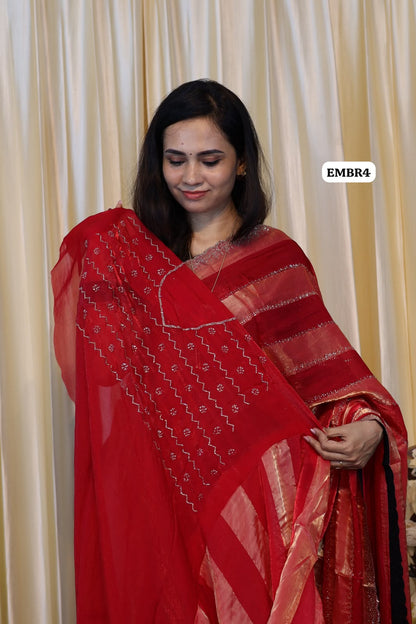 Space silk with stone work saree😍🥳
