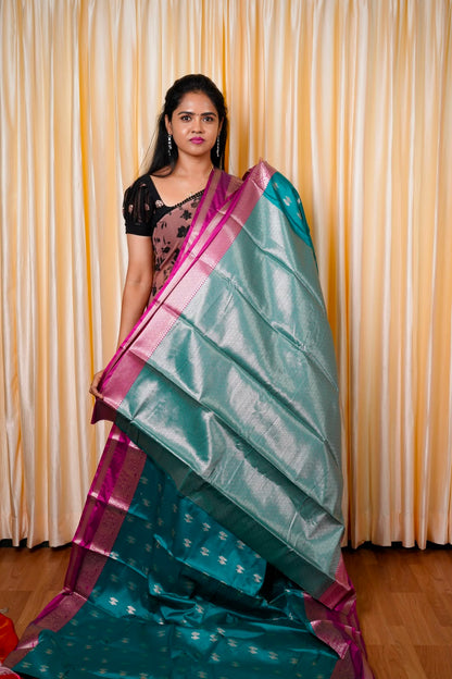 Soft silk sarees🥰😎📚