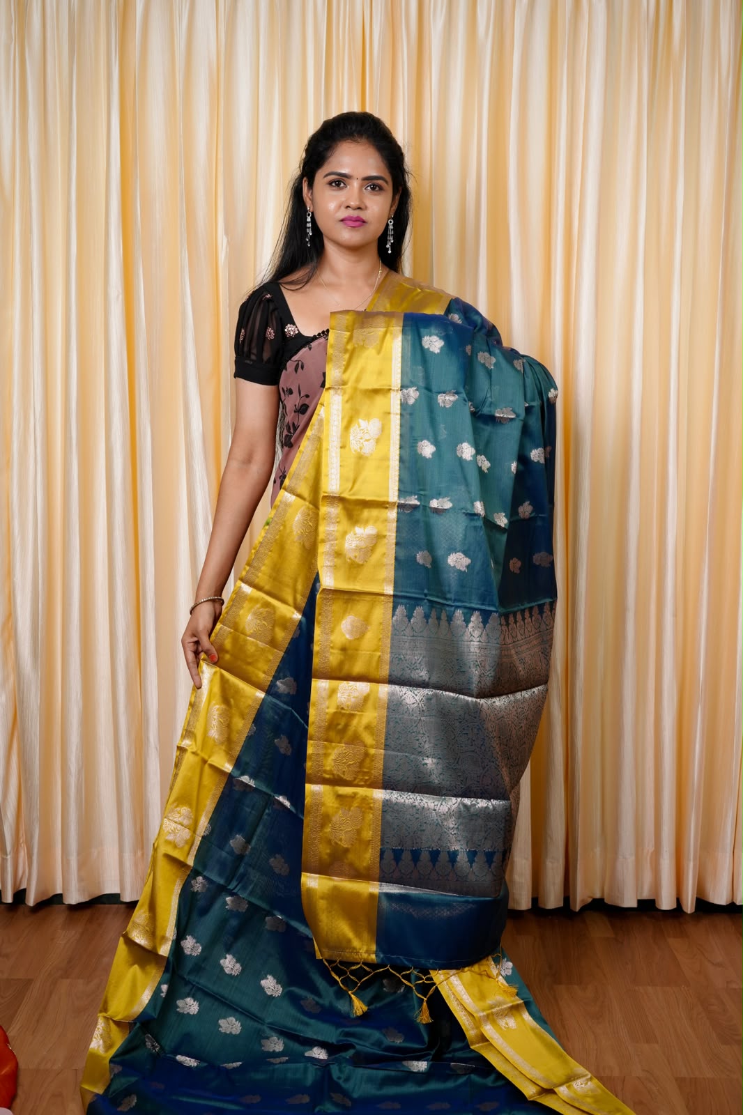 Kanchi semi silk sarees🥰😎📚