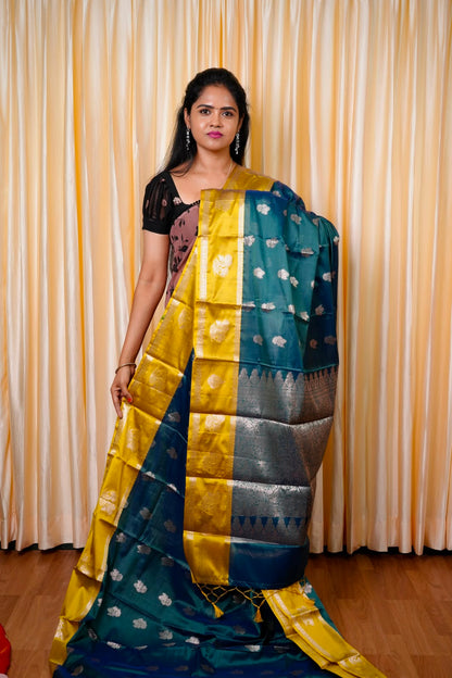 Kanchi semi silk sarees🥰😎📚
