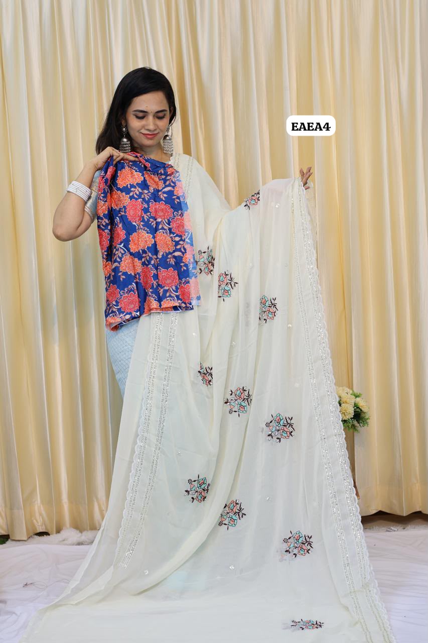 Designer with Embroidery work saree😍🥳