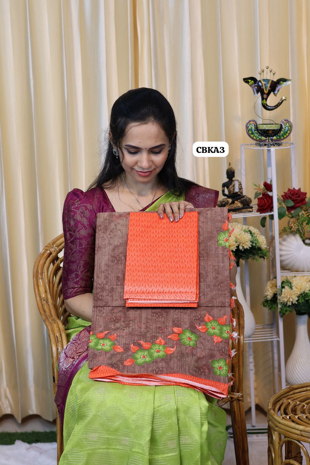 Classy cotton saree with contrast blouse 😍Ⓜ️