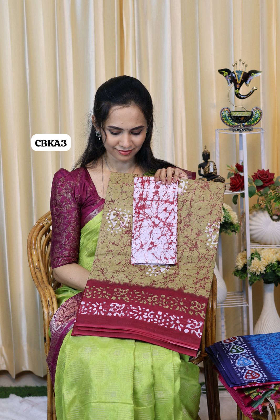 Classy cotton saree with contrast blouse 😍Ⓜ️