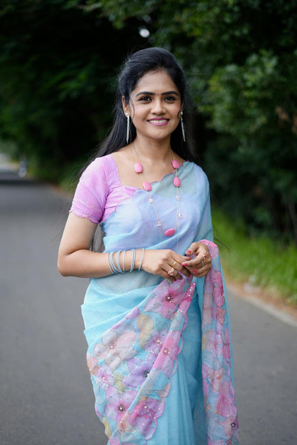 Organza floral digital print with embroidery work saree😍😎