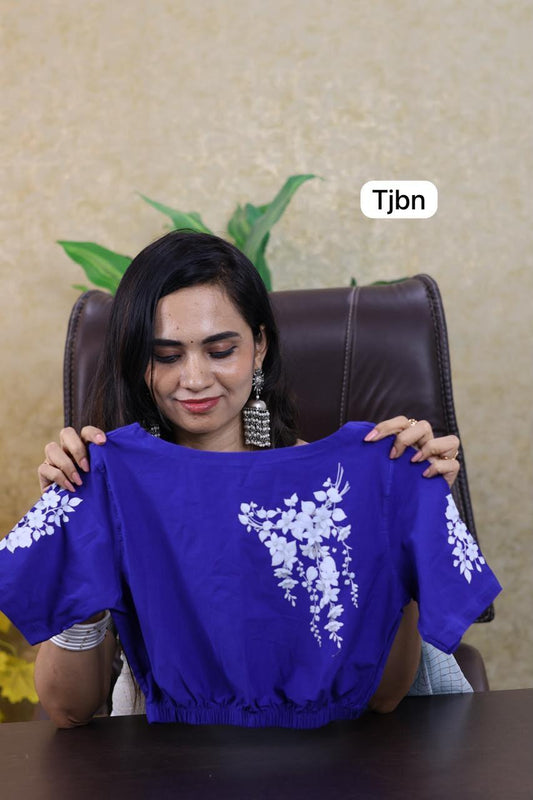 Premium quality readymade elastic blouse with printed design 😍⏰ (Copy)