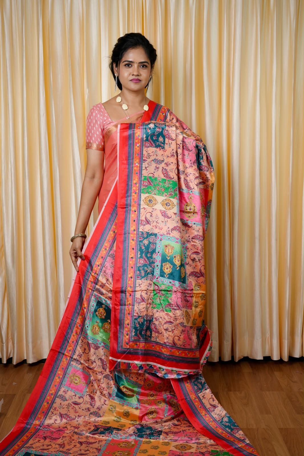 Chinnon mirror work saree🥰😎📚
