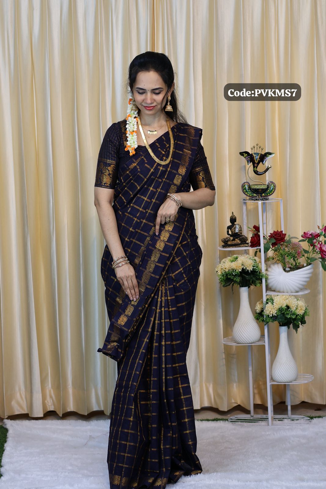 Sungudi cotton 120 count zari checks  🥰😎📚.(Dark navy blue)