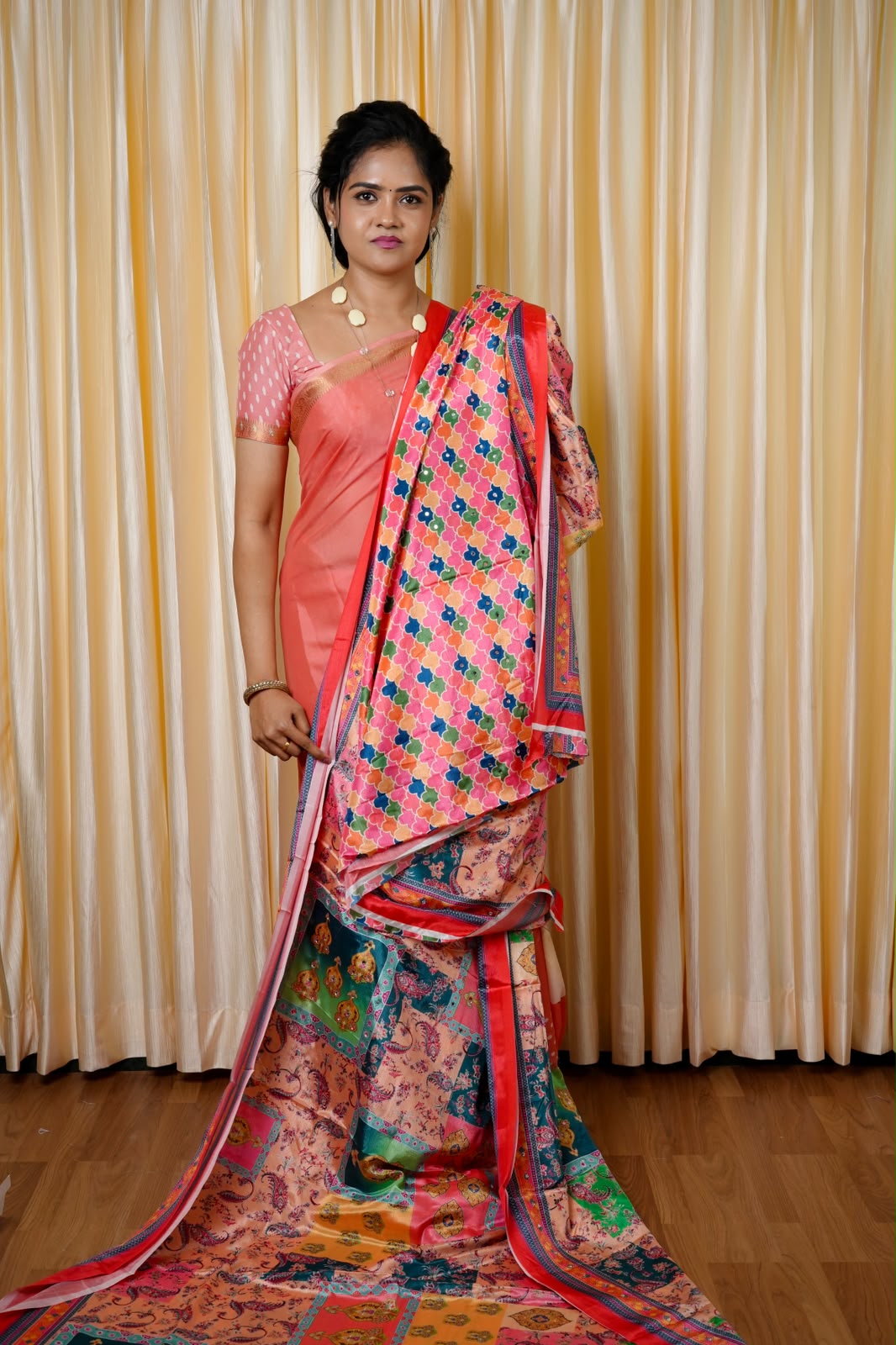 Chinnon mirror work saree🥰😎📚
