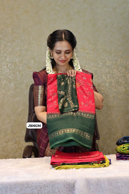 Fancy chiffon sarees with contrast blouse😍Ⓜ️