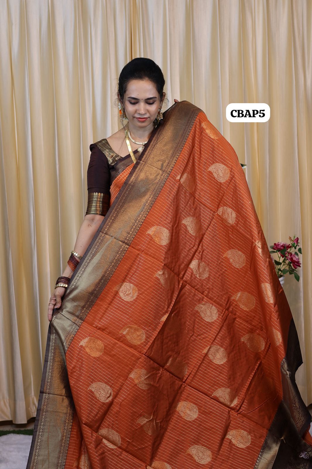 Semi silk saree ๐๐๐ โ Rishi Boutique
