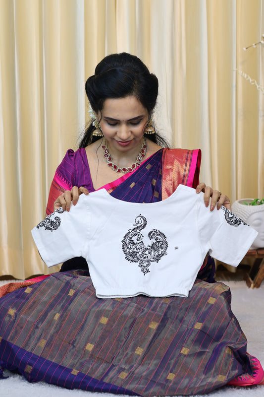 Premium quality readymade elastic blouse with printed design😍⏰