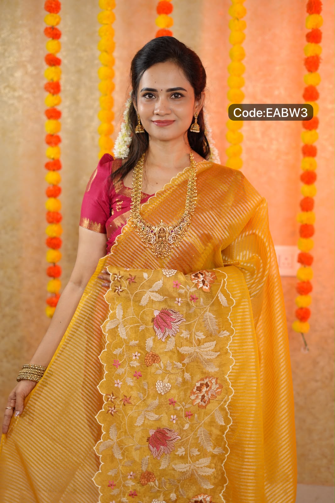 Banarasi soft tissue with Appliqué Embroidery work sarees😍🥳