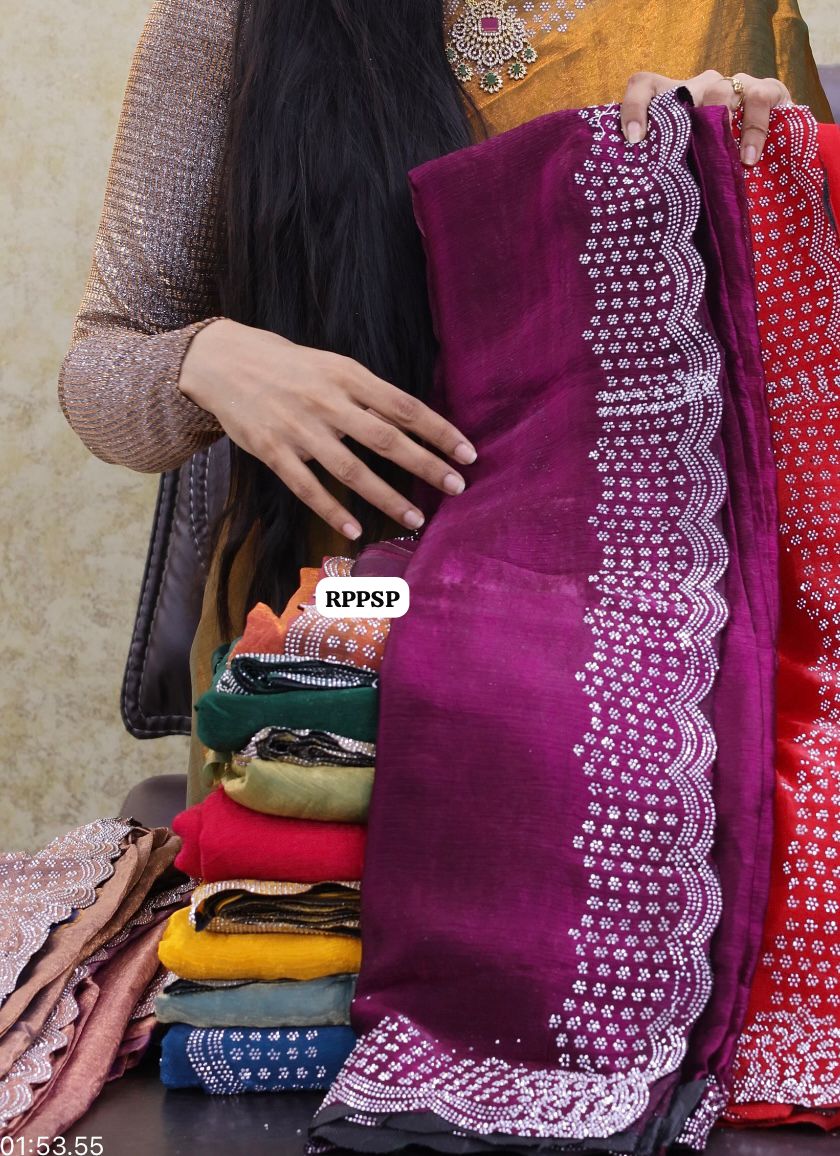 Siborski border , metallic shade saree 🥳