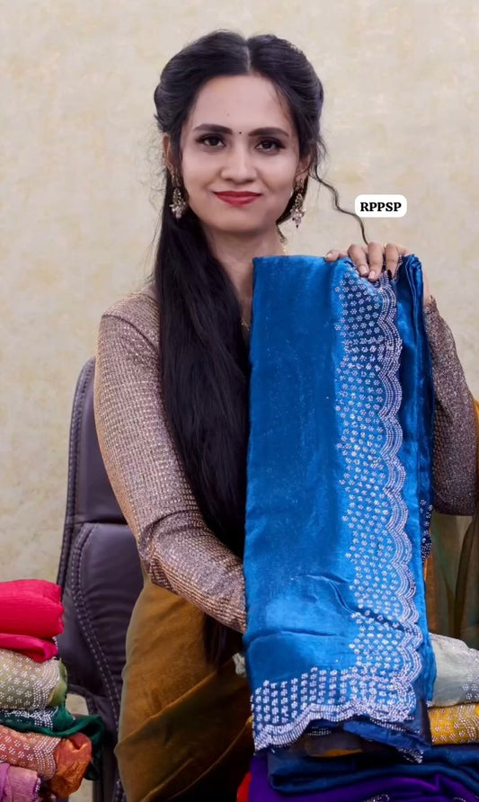 Siborski border , metallic shade saree 🥳